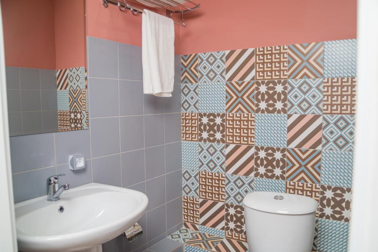 Hi Hotel Almati Kültér fotó